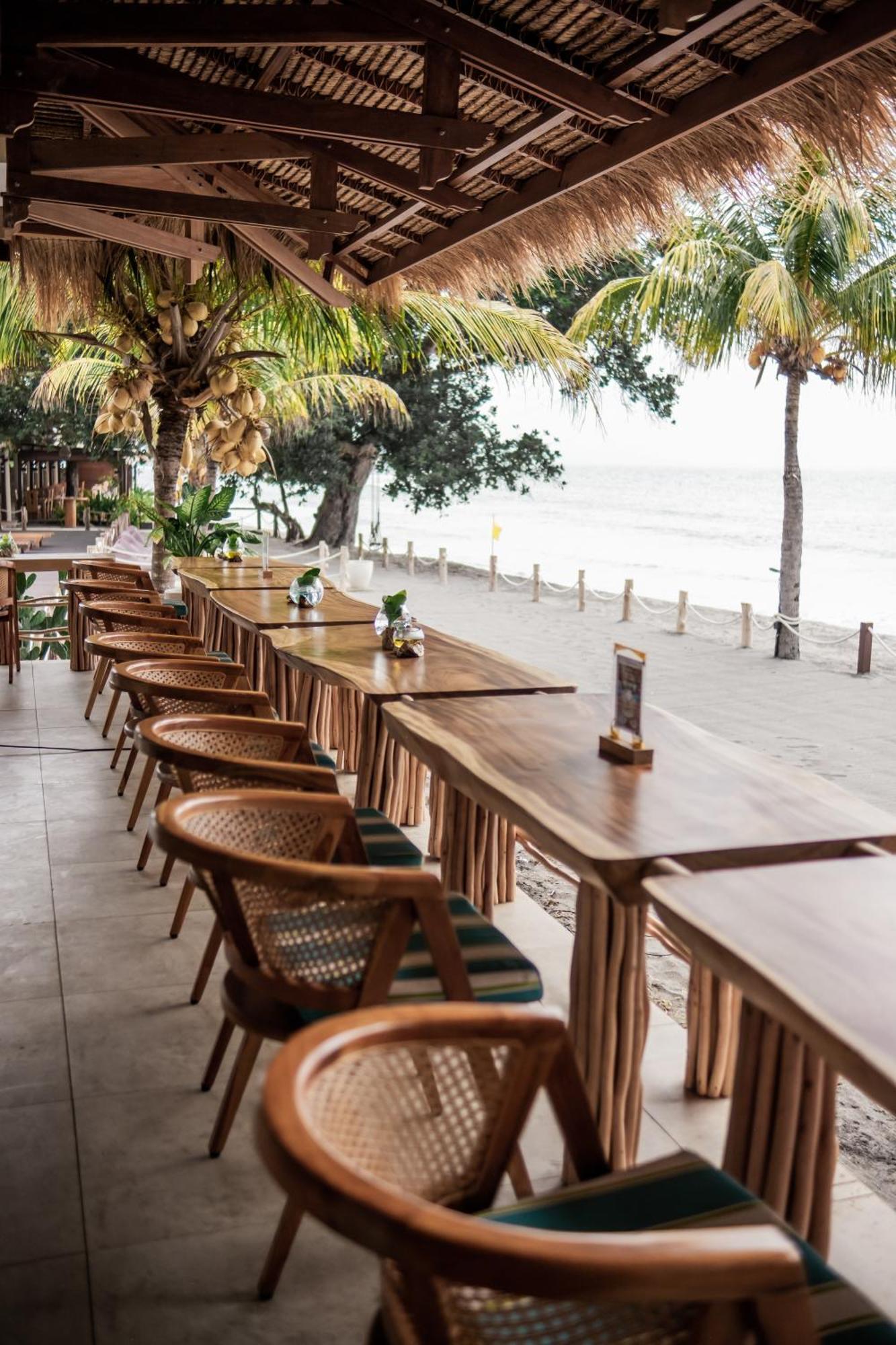 Living Asia Resort And Spa Senggigi Εξωτερικό φωτογραφία