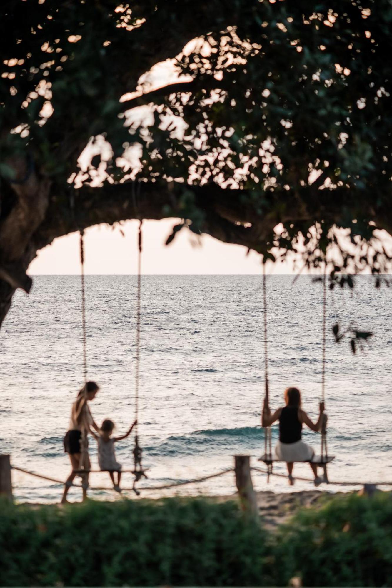 Living Asia Resort And Spa Senggigi Εξωτερικό φωτογραφία