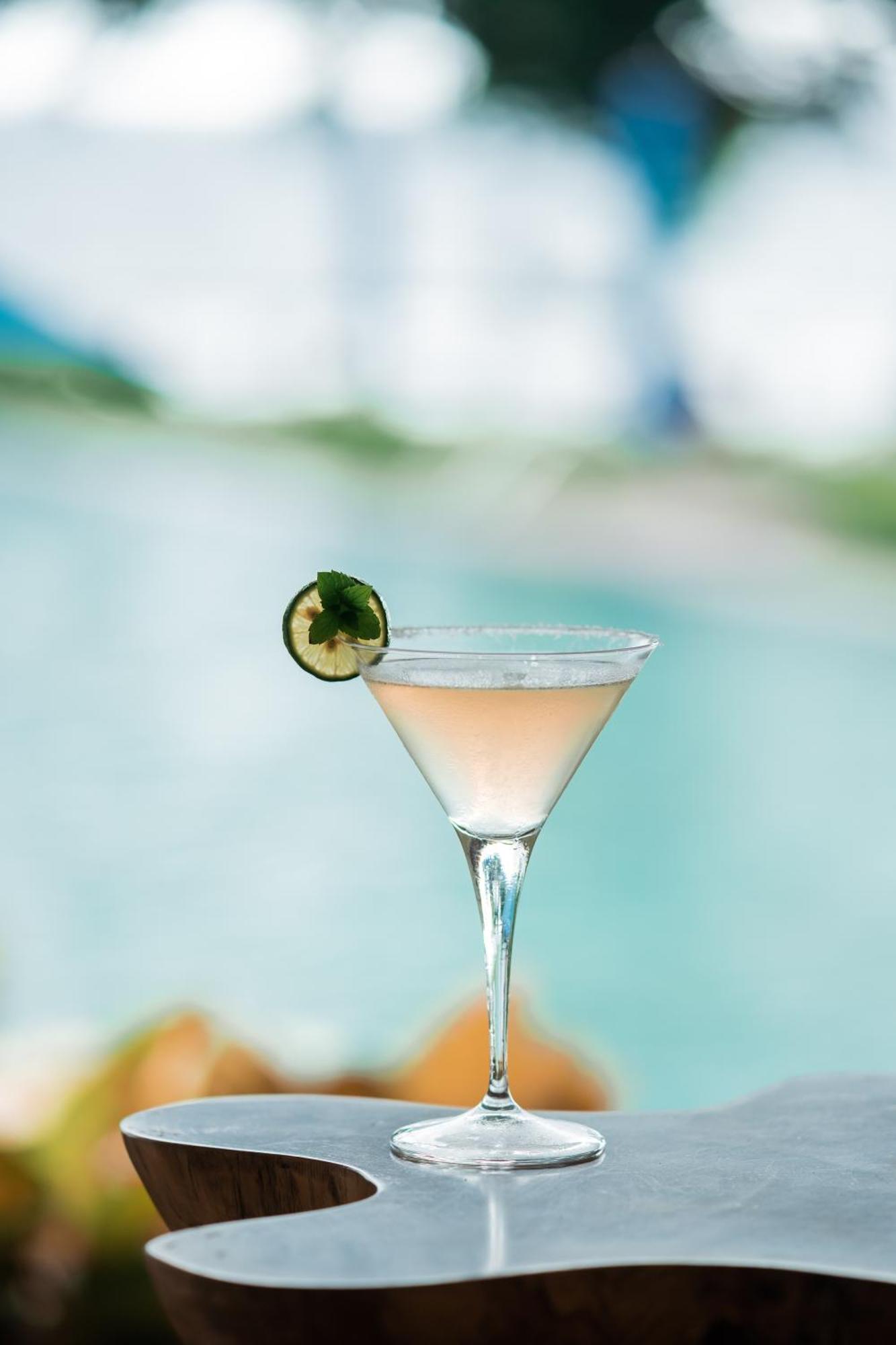 Living Asia Resort And Spa Senggigi Εξωτερικό φωτογραφία