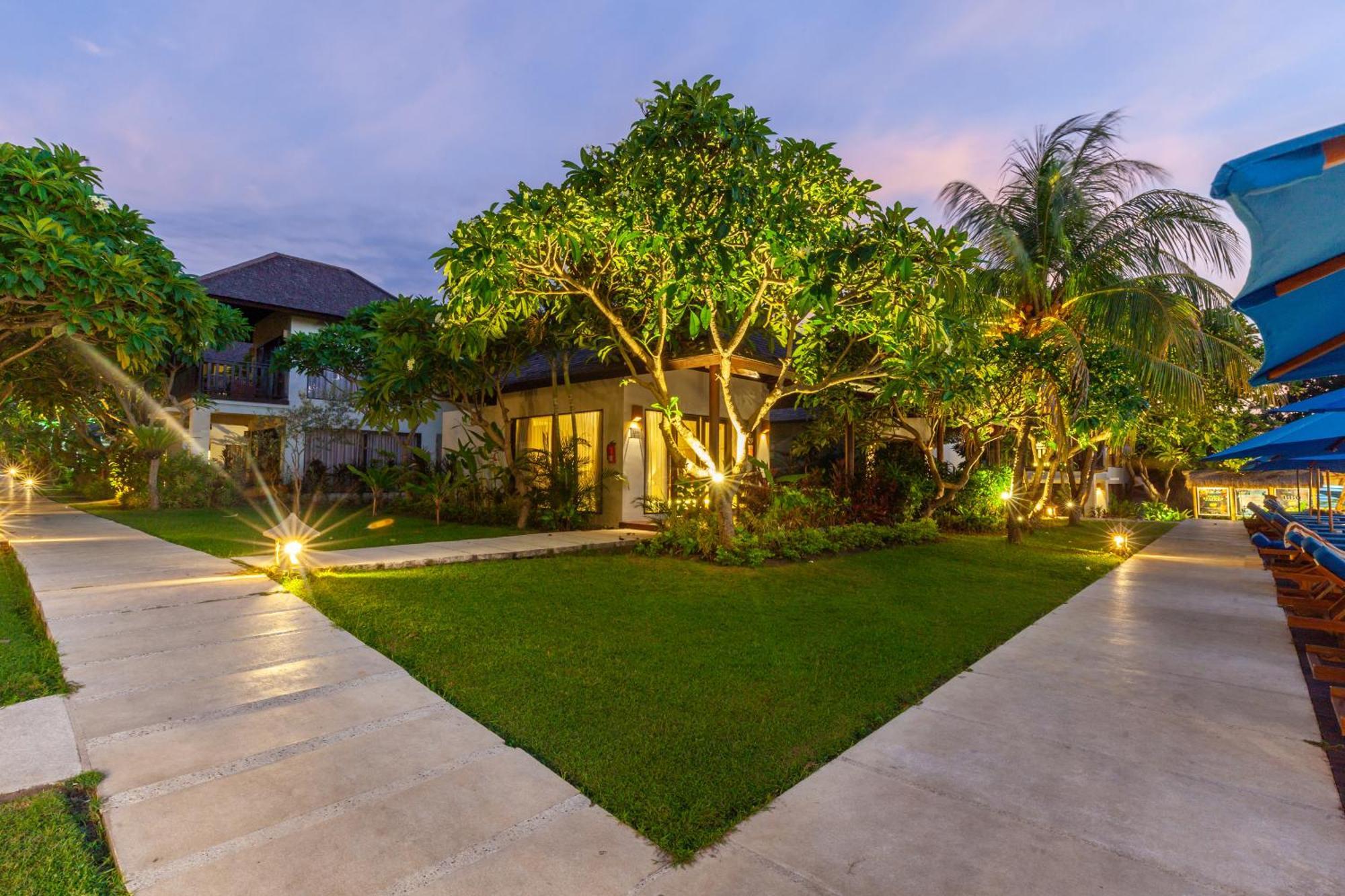 Living Asia Resort And Spa Senggigi Εξωτερικό φωτογραφία
