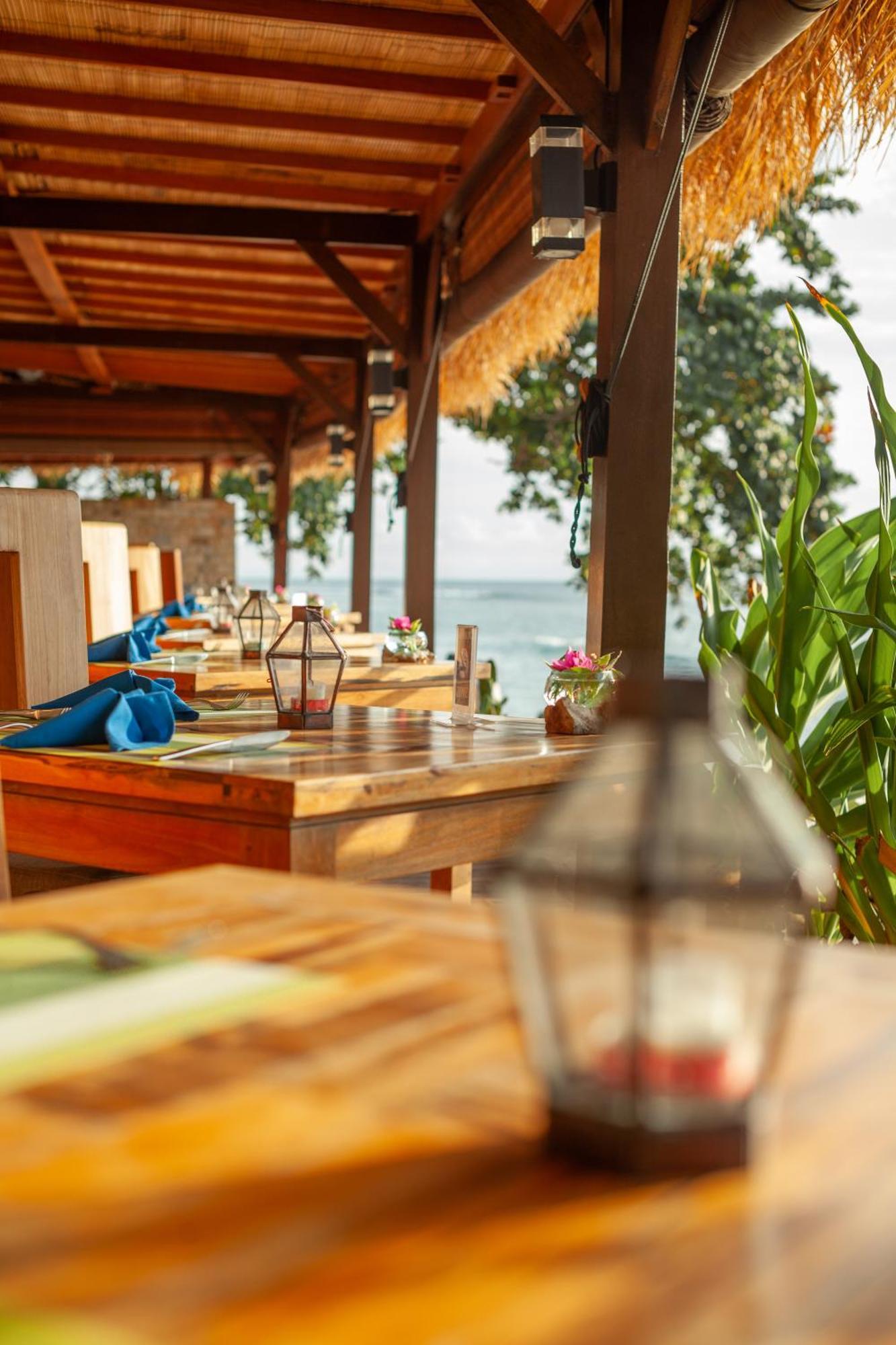 Living Asia Resort And Spa Senggigi Εξωτερικό φωτογραφία