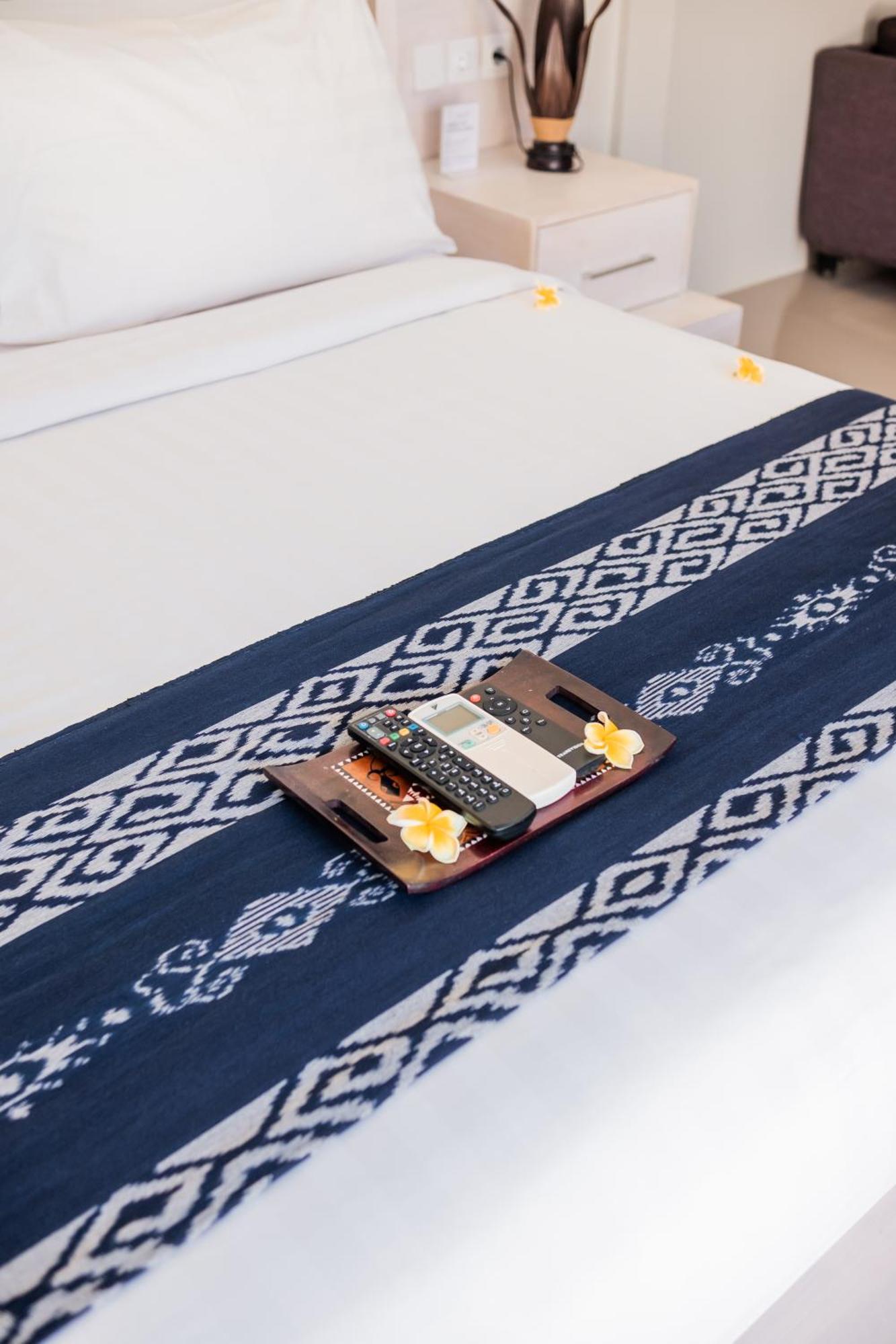 Living Asia Resort And Spa Senggigi Εξωτερικό φωτογραφία